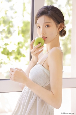 女生体罚打屁股_: 破解谜底的调查，背后隐藏着什么？
